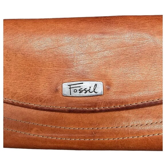 Fossil Flap Front Checkbook Wallet Tan Brown Leather 7 x 4 Back Zip Pocket - Picture 2 of 14